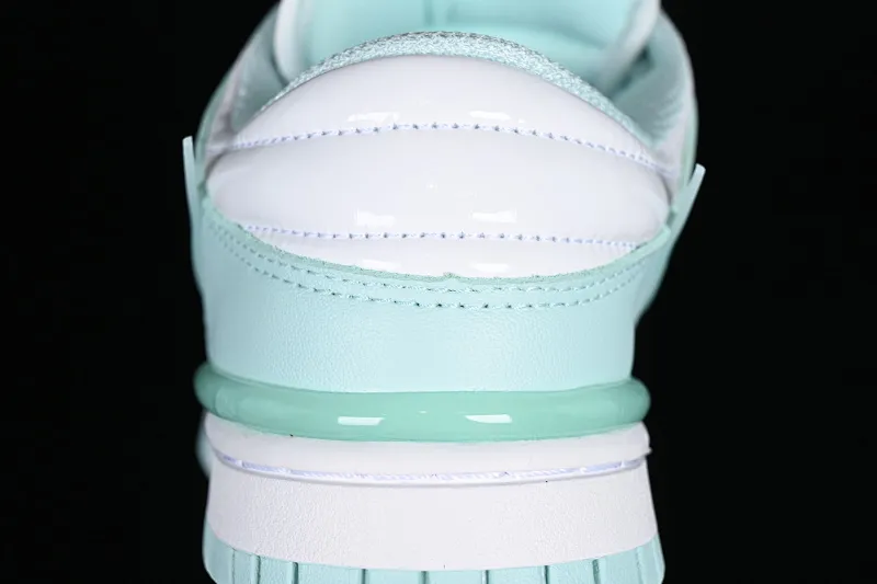 All Categories Nk SB Dunk Series Nk SB Dunk Low Low-top sneakers Cost-effective version Nk Dunk Low Twist "Jade Lce" Jade Jade Variation style SB low-top casual sneakers DZ2794-101